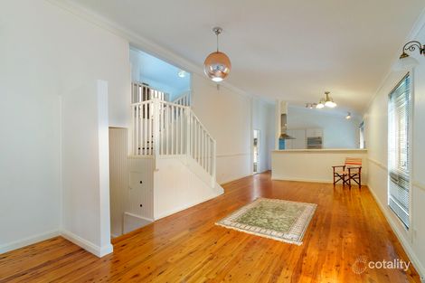 Property photo of 21 Gordon Crescent Smiths Lake NSW 2428