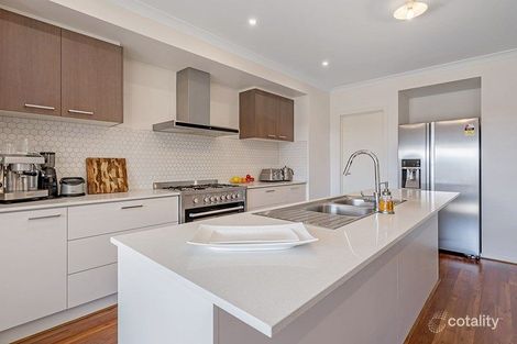 Property photo of 4 Hickory Road Mickleham VIC 3064