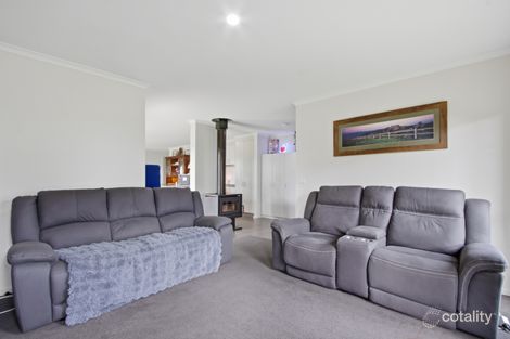 Property photo of 87 McCann Close Kilmany VIC 3851