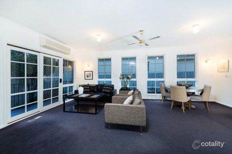 Property photo of 2/66 Glen Iris Road Glen Iris VIC 3146