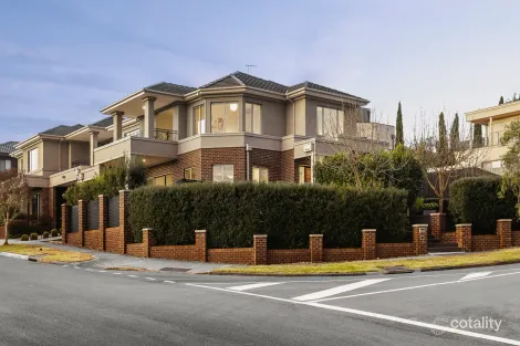 Property photo of 15 Walter Street Bulleen VIC 3105