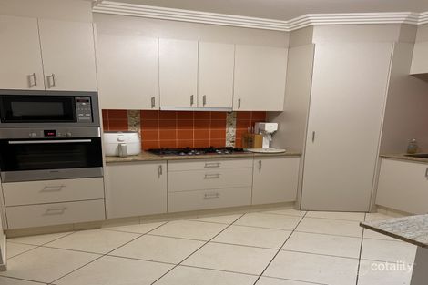 Property photo of 1/25 Port Peyra Crescent Varsity Lakes QLD 4227