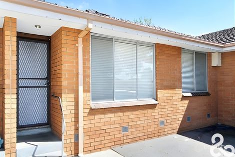 2/42 Kelsby St, Reservoir, VIC 3073