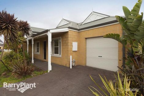 Property photo of 7 Thistlewood Place Cranbourne East VIC 3977