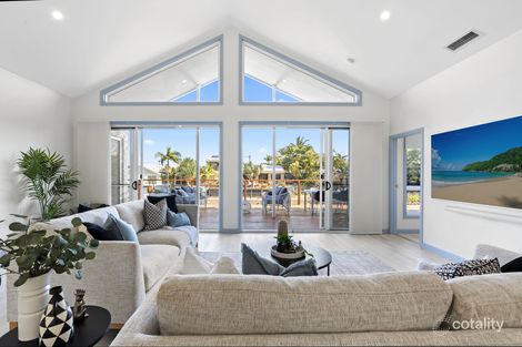 Property photo of 14 Monterey Court Broadbeach Waters QLD 4218
