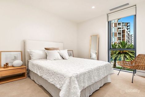 Property photo of 205/5 Evergreen Mews Armadale VIC 3143