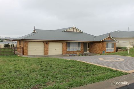 8 Oaklands Dr, Llanarth, NSW 2795