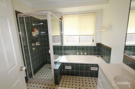 Property photo of 17 Swan Circuit Green Valley NSW 2168