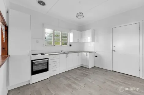 Property photo of 42 Lindsay Street Bundamba QLD 4304