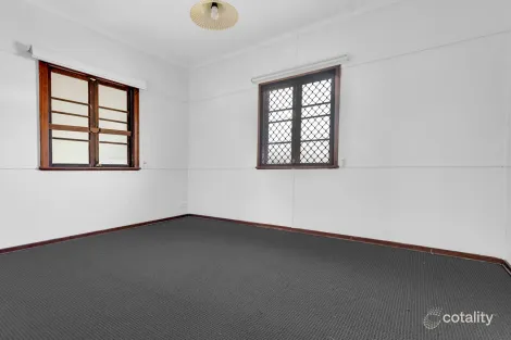 Property photo of 42 Lindsay Street Bundamba QLD 4304