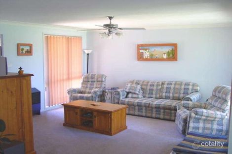 Property photo of 22 Samuel Circuit Albion Park NSW 2527