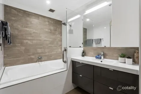 Property photo of 8/3 Thirlmere Road Mount Lawley WA 6050