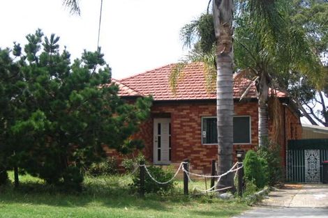 17 Victoria St, Revesby, NSW 2212