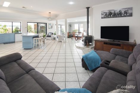 Property photo of 18 Kingfisher Boulevard Broadwater WA 6280