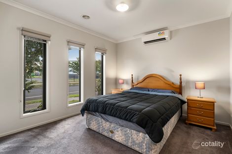Property photo of 21 Navigate Road Doreen VIC 3754