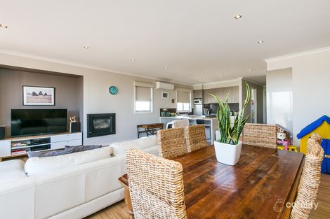 Property photo of 17 Miranda Close Torquay VIC 3228