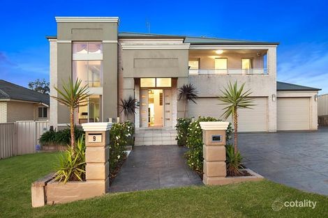 9 Victor Cl, Green Point, NSW 2251