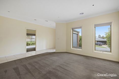 Property photo of 21 Park Valley Crescent Langwarrin VIC 3910