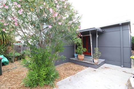 49 Barrenjoey Rd, Ettalong Beach, NSW 2257