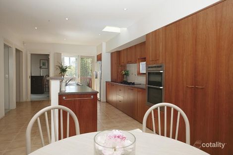 Property photo of 12 Pryton Court Balwyn VIC 3103