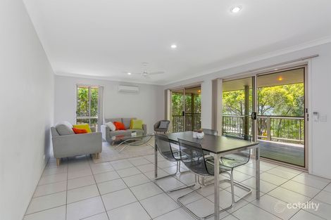 Property photo of 26 Cobb & Co Drive Oxenford QLD 4210