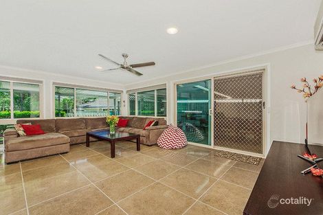 Property photo of 19 Blyde Street Sinnamon Park QLD 4073
