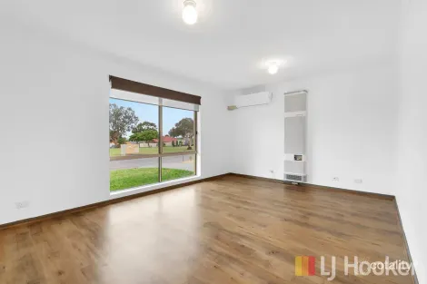 Property photo of 16 Camelot Drive Blakeview SA 5114
