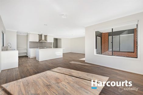 Property photo of 5 Keighery Drive Clyde North VIC 3978