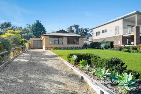 Property photo of 46 Foreshore Road Jam Jerrup VIC 3984