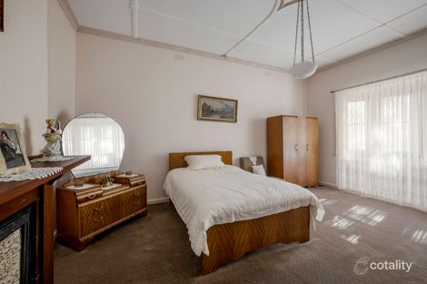 Property photo of 32 Beaconsfield Road Hawthorn East VIC 3123
