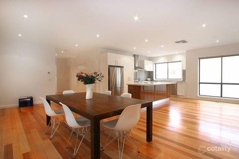 Property photo of 1/72 High Street Road Ashwood VIC 3147