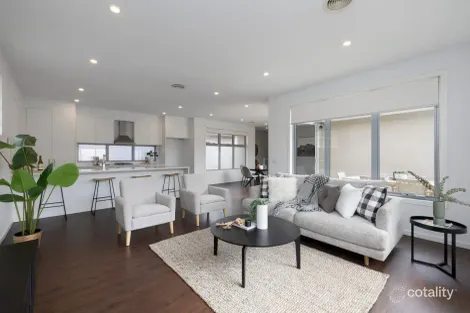 Property photo of 2/4 Keith Avenue Edithvale VIC 3196