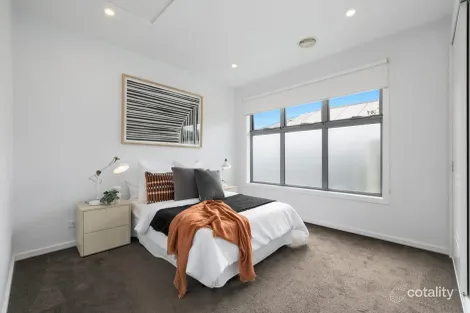 Property photo of 2/4 Keith Avenue Edithvale VIC 3196