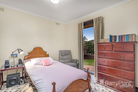 9 Cloverdale Cl, Burwood East, VIC 3151