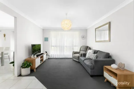 Property photo of 26 Kuttabul Road Wadalba NSW 2259