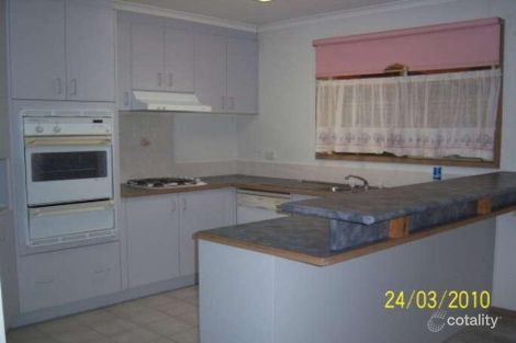 Property photo of 35 Insignia Crescent Berwick VIC 3806