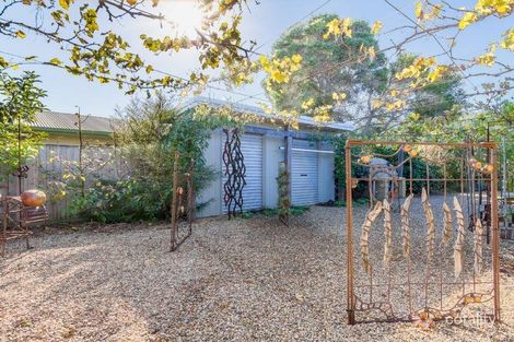 Property photo of 2 Fowler Grove Newhaven VIC 3925