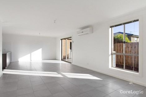 Property photo of 2/12 Williams Road Laverton VIC 3028