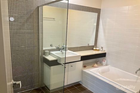 Property photo of 12/80 Moolyyir Street Urangan QLD 4655
