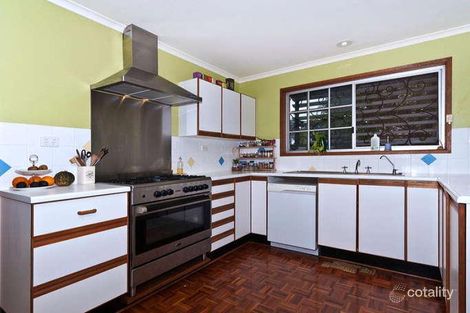 Property photo of 2 Ruth Street Centenary Heights QLD 4350