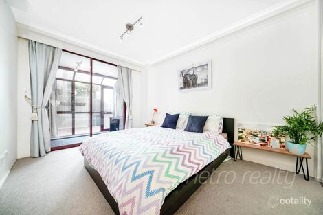 Property photo of 2/168-172 Goulburn Street Surry Hills NSW 2010