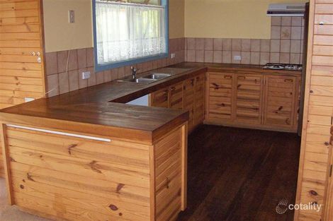 Property photo of 20 Binnacle Court Yamba NSW 2464