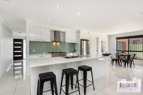 Property photo of 4 Coal Court Epsom VIC 3551