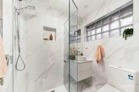 Property photo of 40 Fleetwood Drive Narre Warren VIC 3805