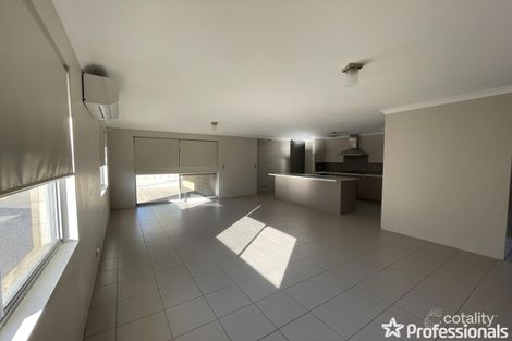 Property photo of 20 Burdekin Turn Hilbert WA 6112