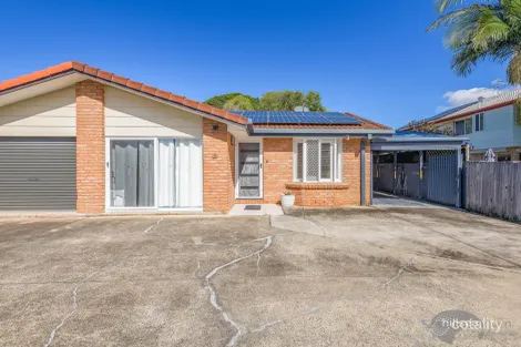 Property photo of 2/7 Clovelly Place Labrador QLD 4215