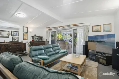 Property photo of 32 Pine Avenue Surfers Paradise QLD 4217