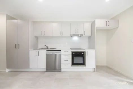 Property photo of 2/21 Mount Wheeler Street Park Ridge QLD 4125