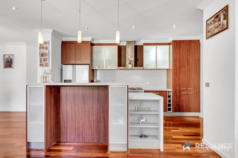 Property photo of 1 Jells Place Caroline Springs VIC 3023