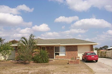 15 Ian Ave, Kawungan, QLD 4655
